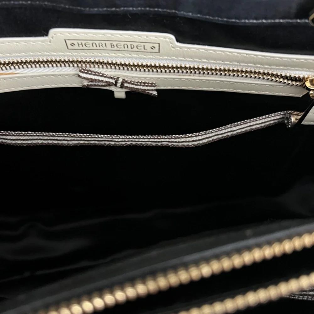Henri Bendel Quilted tote bag- Great condition - Picture 3 of 11